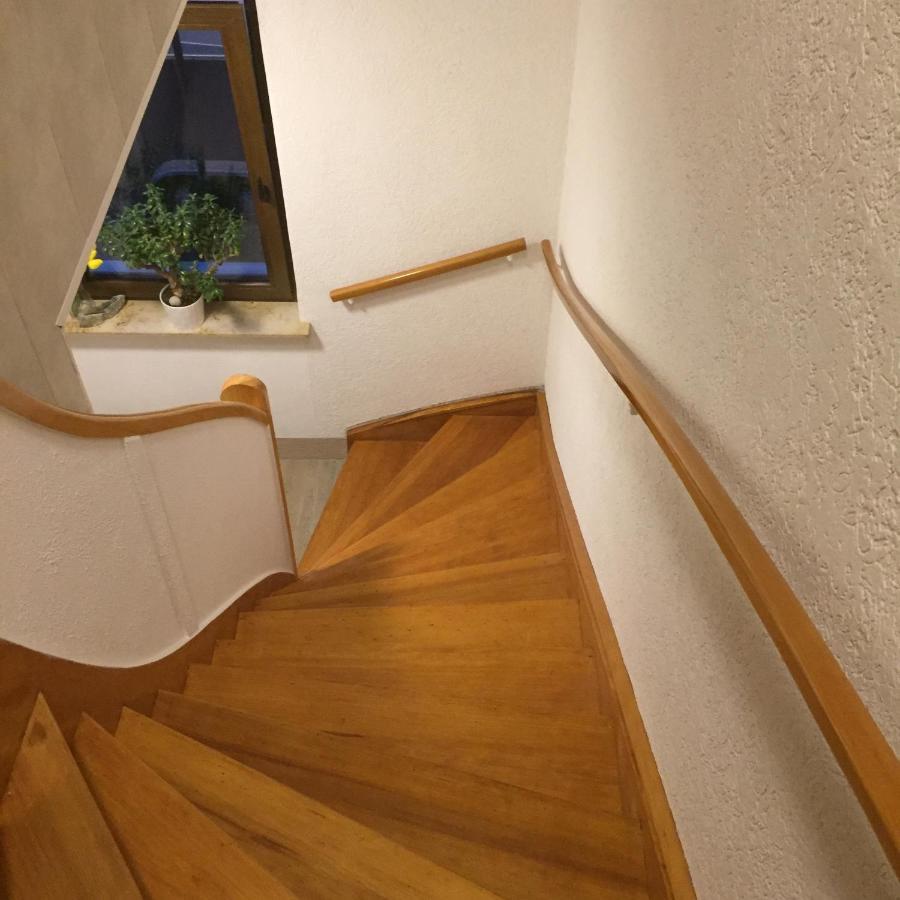 Unter Dem Dach Mit Parkplatz Apartment Bremen Bagian luar foto