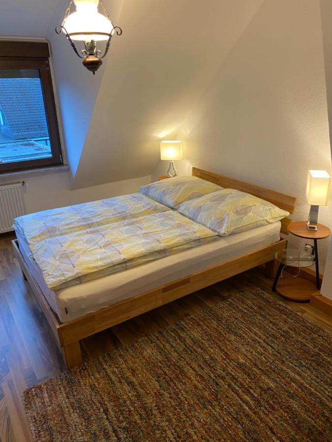 Unter Dem Dach Mit Parkplatz Apartment Bremen Bagian luar foto