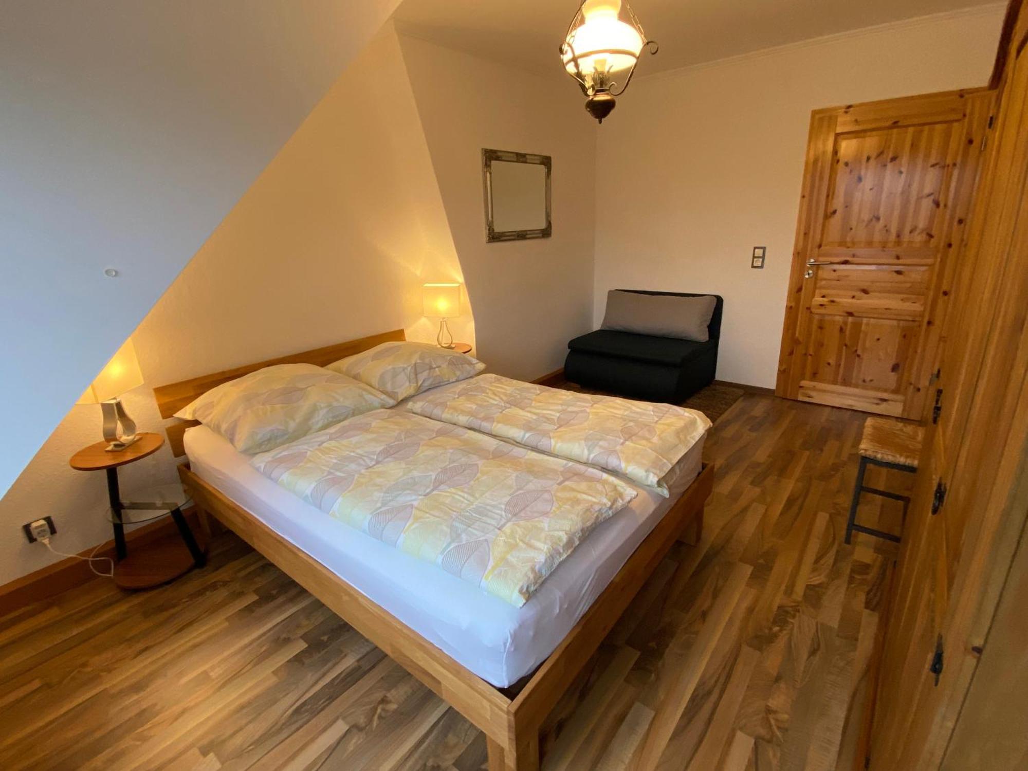 Unter Dem Dach Mit Parkplatz Apartment Bremen Bagian luar foto