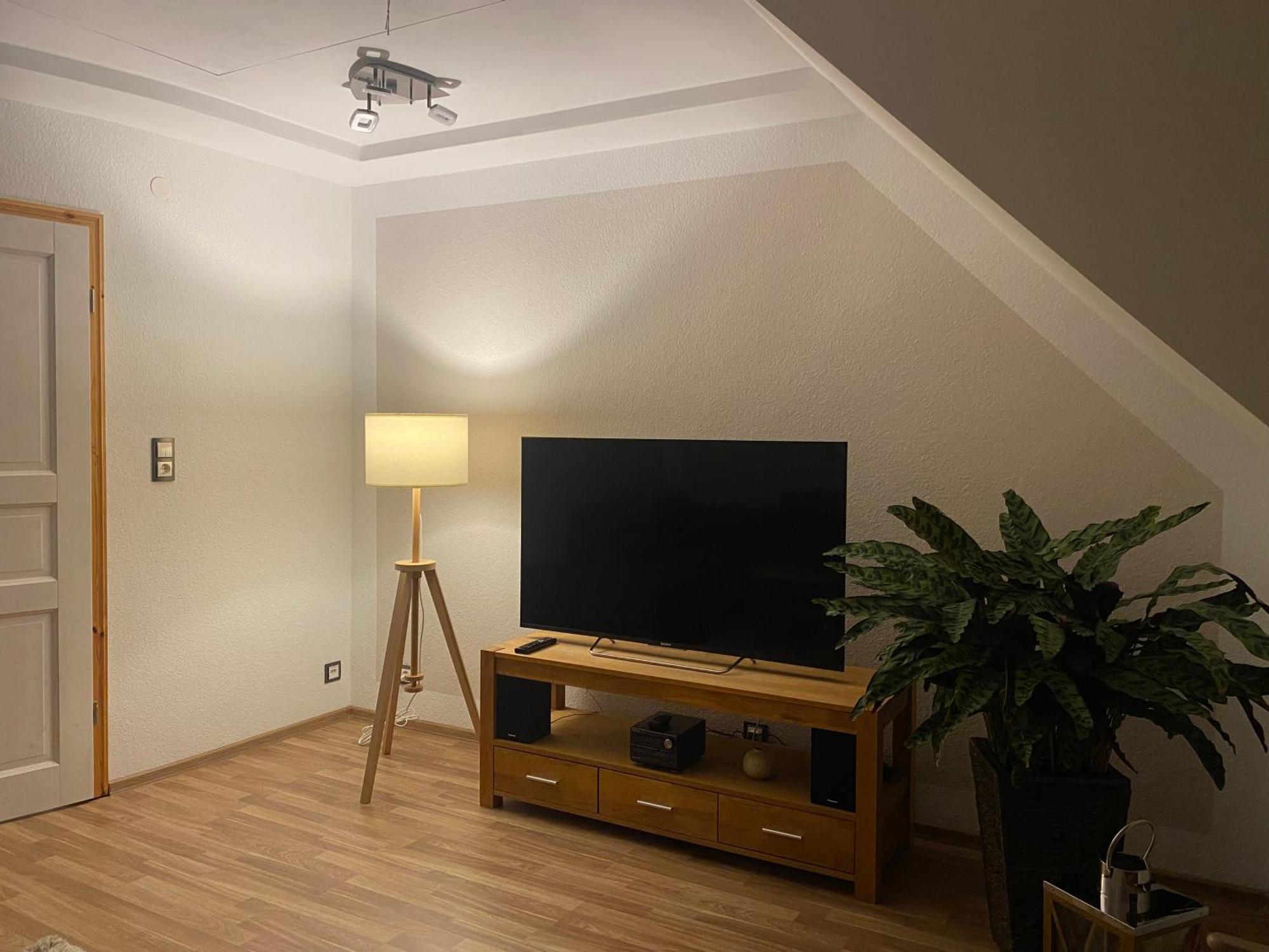 Unter Dem Dach Mit Parkplatz Apartment Bremen Bagian luar foto